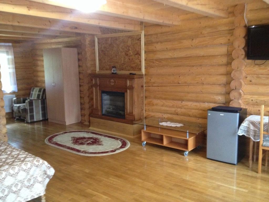 Privatna Sadiba Chalet Oryavchyk Exterior foto